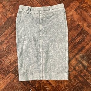 Hard tail pencil skirt